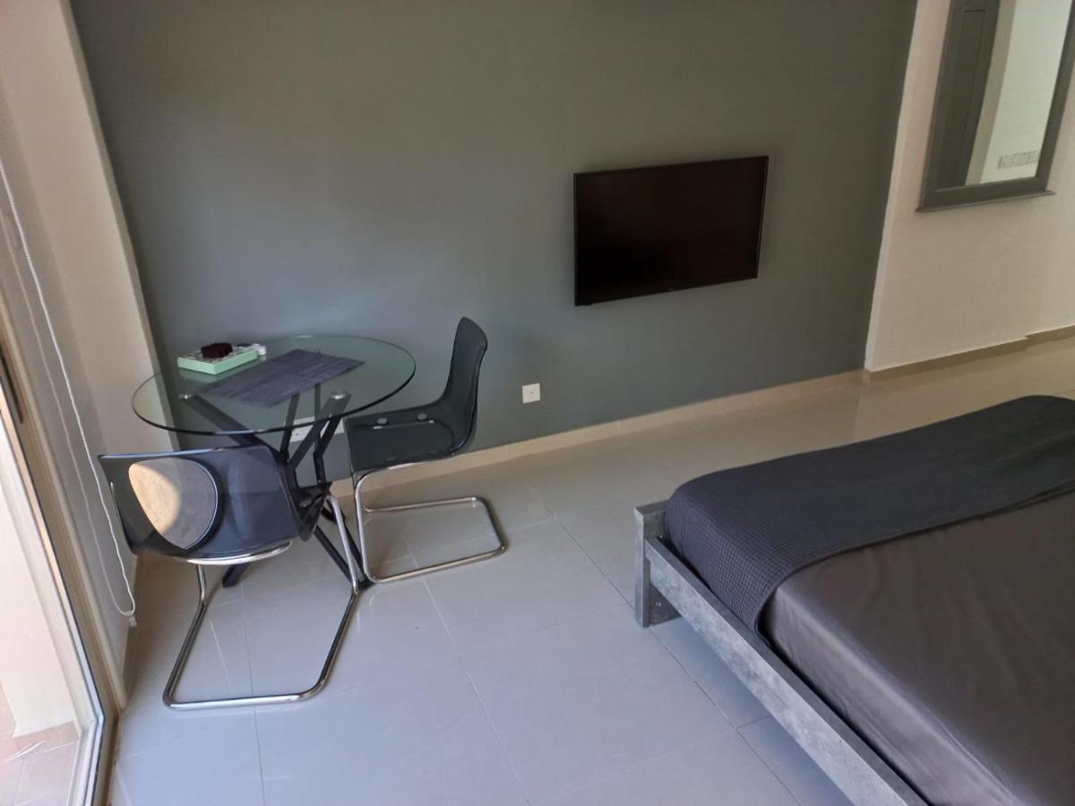 Modern Studio Apartment Armonia Court Paralimni Esterno foto