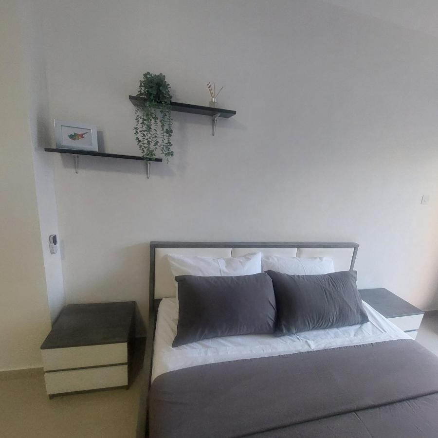 Modern Studio Apartment Armonia Court Paralimni Esterno foto